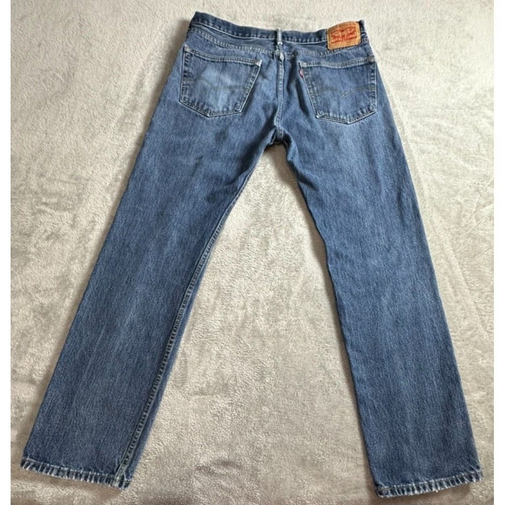 Levi's 505 Regular Fit Jeans Men's 36W x 34L - Fits 37x32 Blue Medium Stonewash - Picture 2 of 12